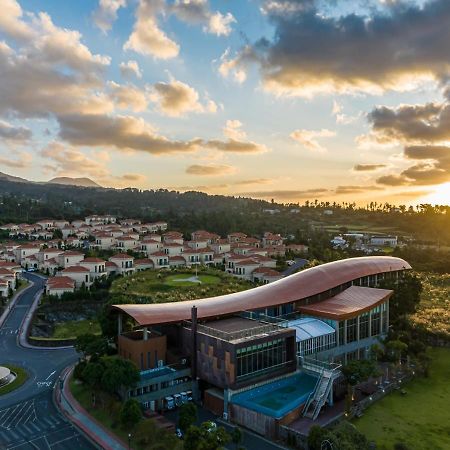 Camphortree Hotel And Resort Jeju Dış mekan fotoğraf