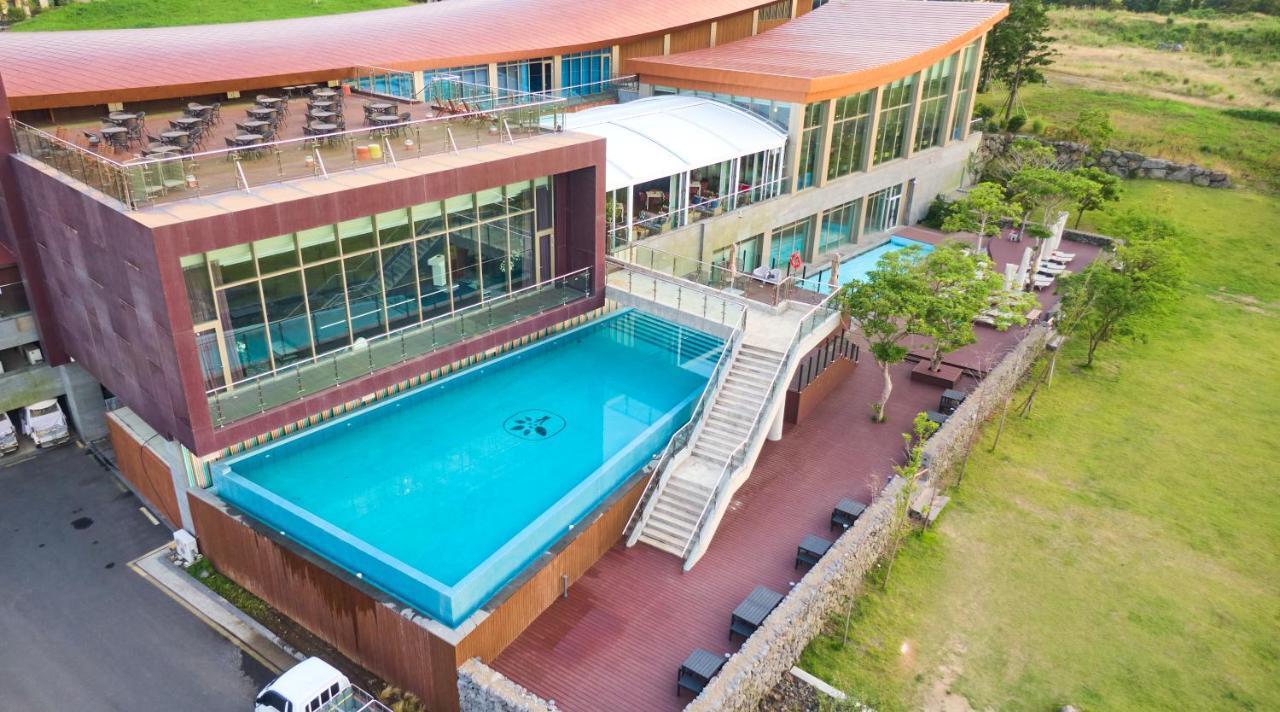 Camphortree Hotel And Resort Jeju Dış mekan fotoğraf