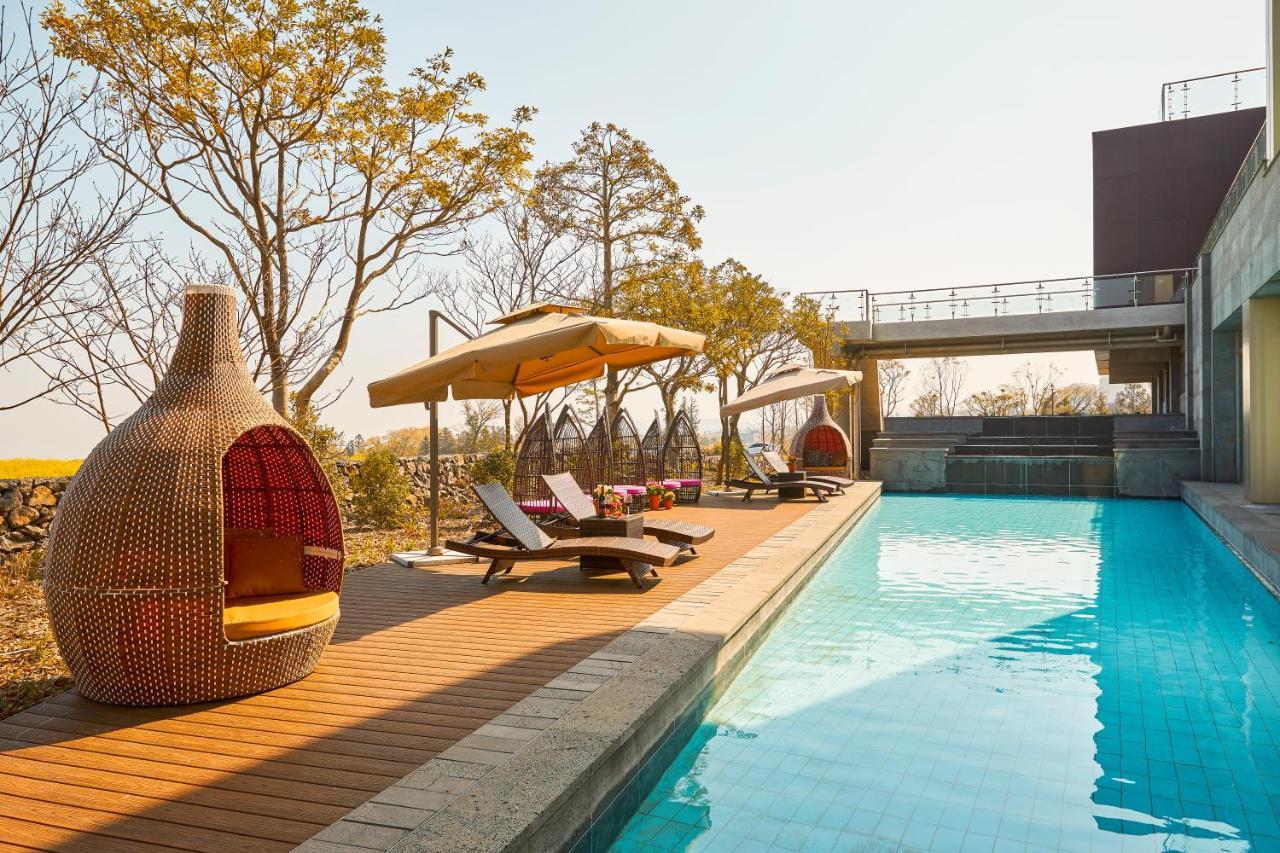 Camphortree Hotel And Resort Jeju Dış mekan fotoğraf